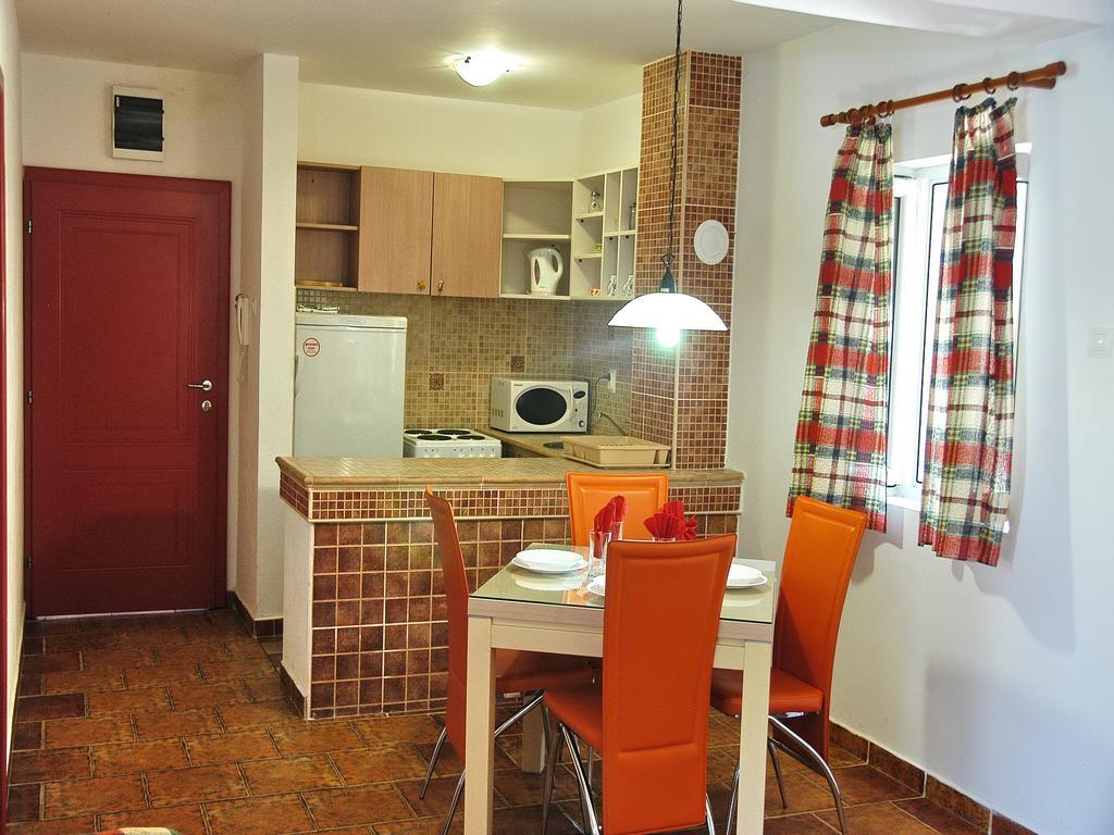 Apartments Maris Petrovazzo Camera foto